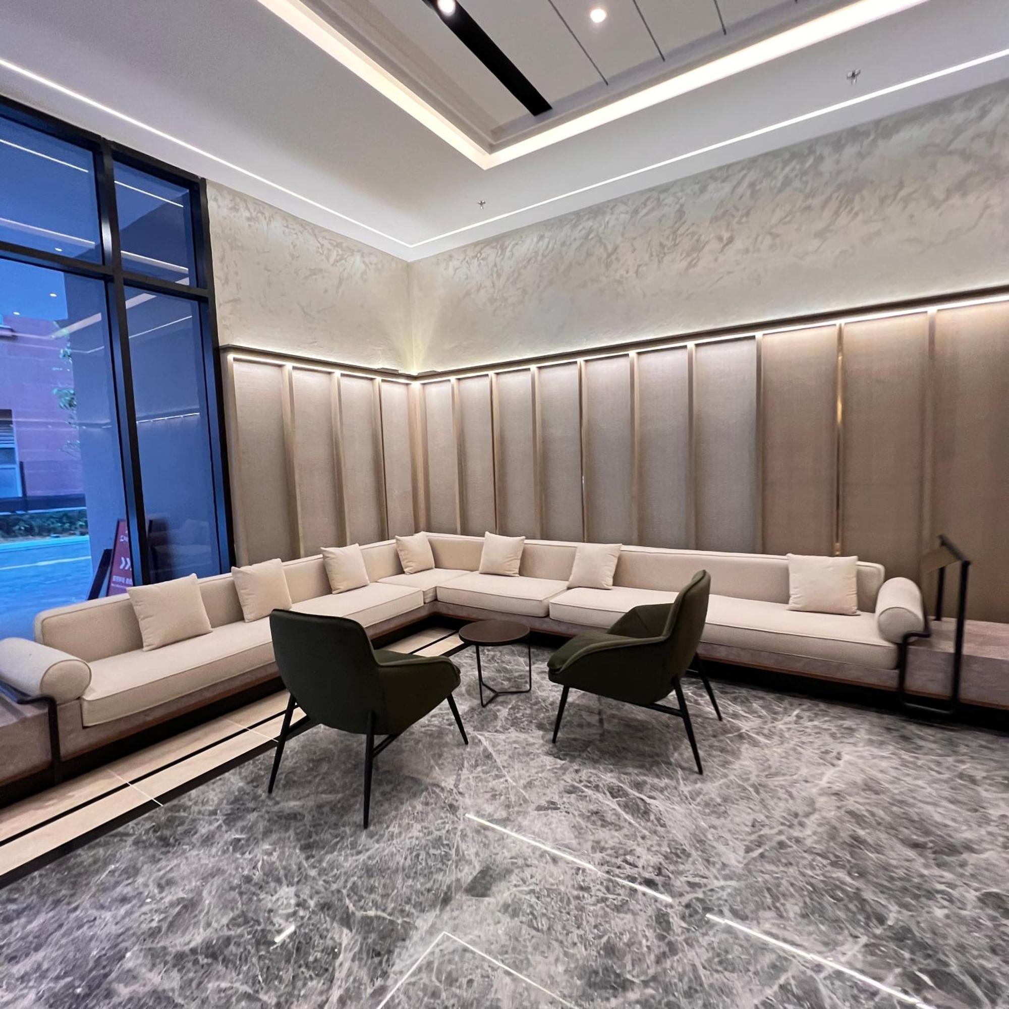 Agile Bukit Bintang Trx By Dormeo Destinations Appartement Kuala Lumpur Buitenkant foto