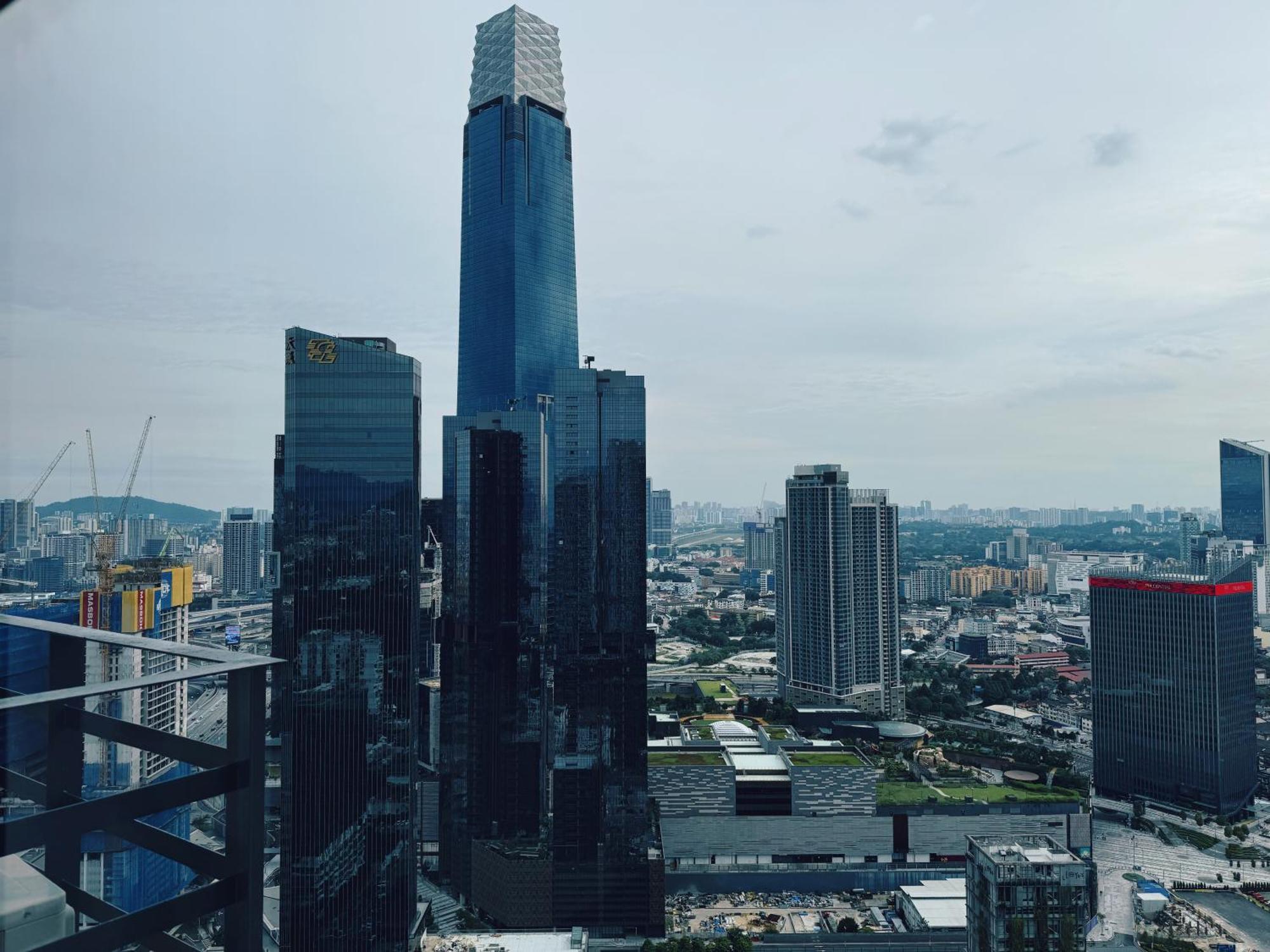 Agile Bukit Bintang Trx By Dormeo Destinations Appartement Kuala Lumpur Buitenkant foto